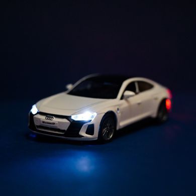 Машинка металлическая Автопром электро Audi RS e-tron GT (свет, звук) 68717